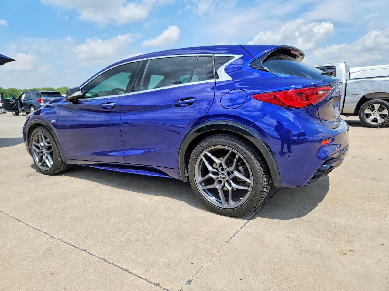 2018 INFINITI QX30