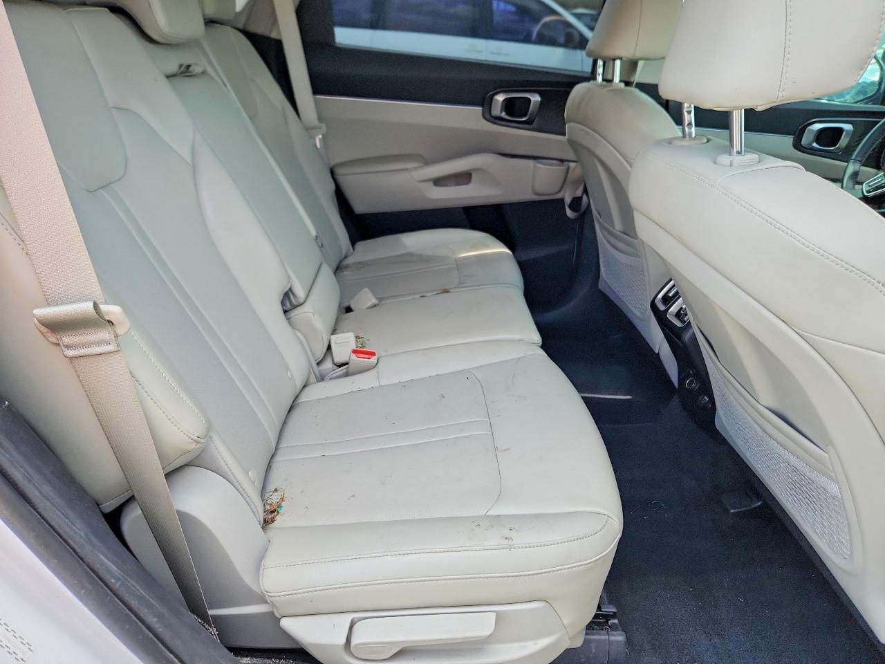 2022 KIA SORENTO