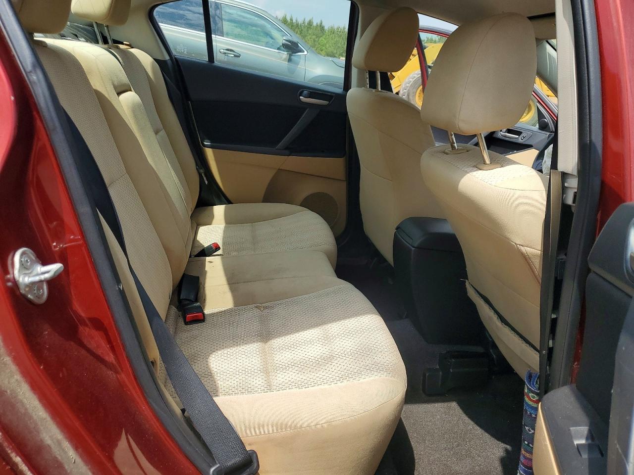 2010 MAZDA 3