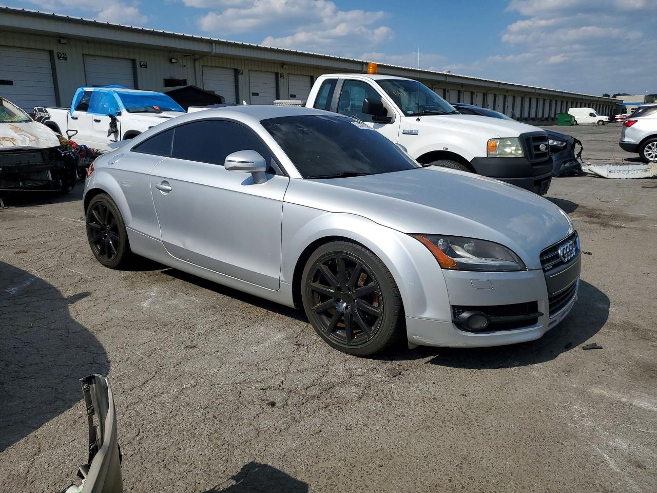 2010 AUDI TT