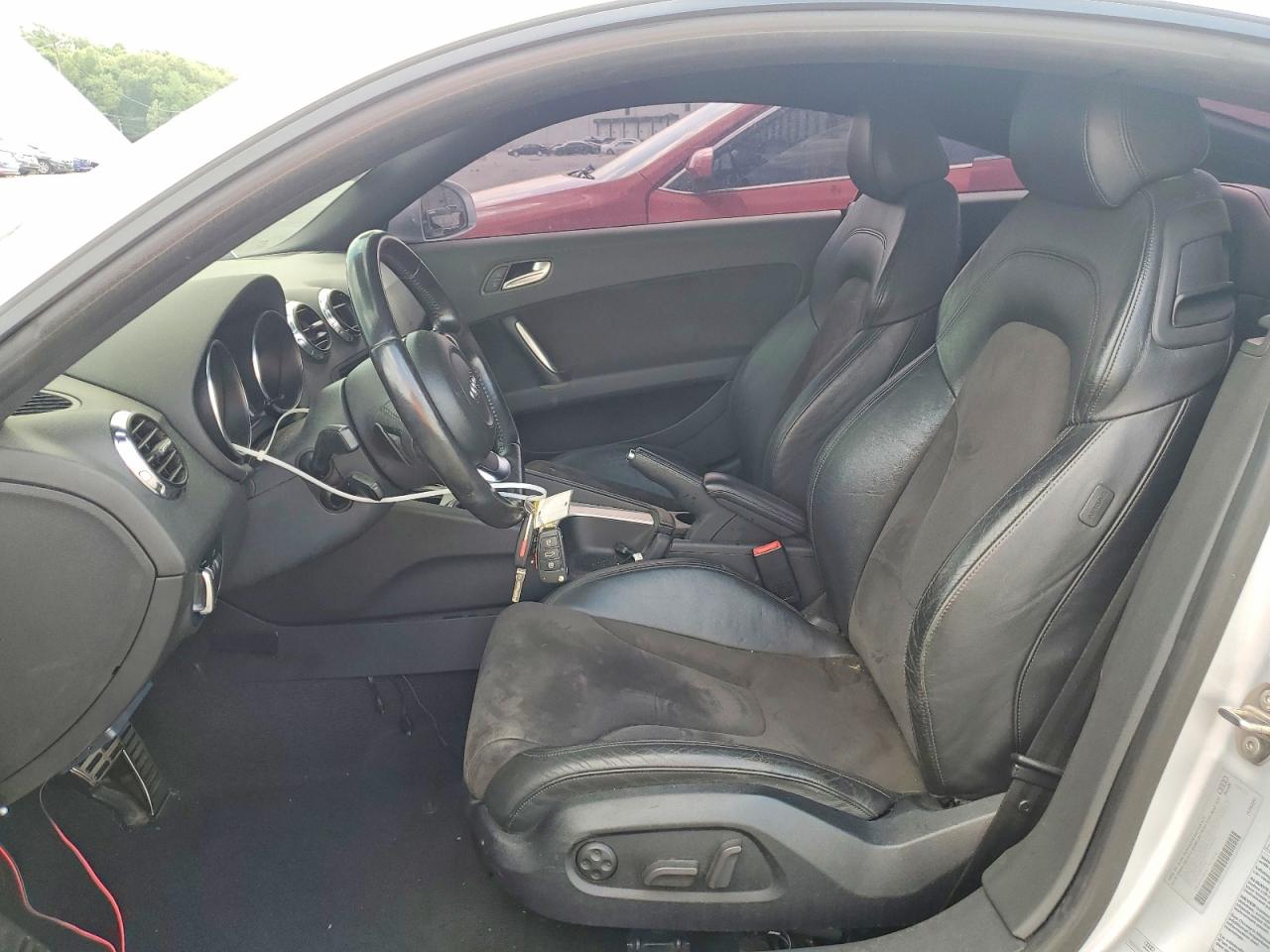 2010 AUDI TT