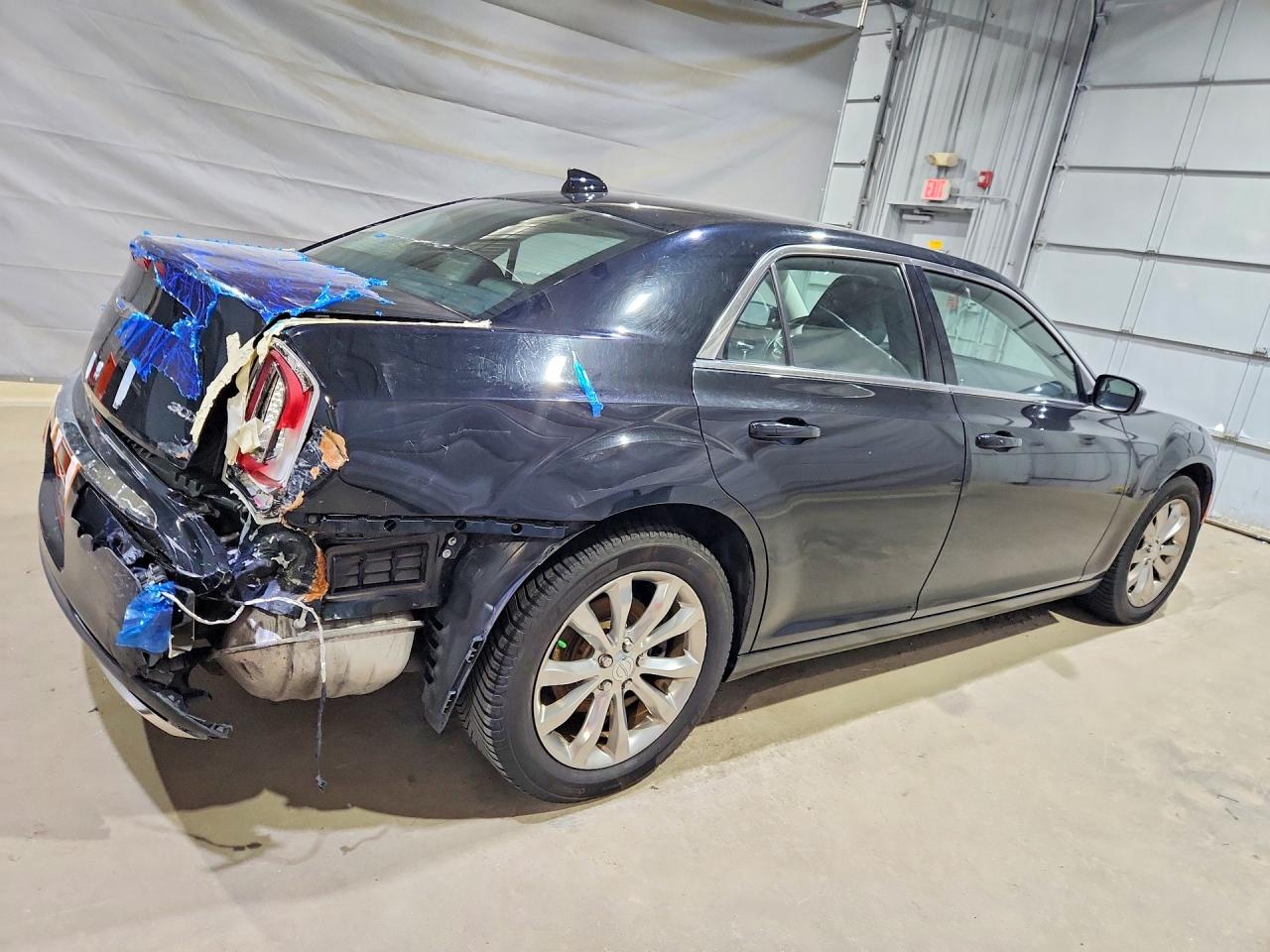 2018 CHRYSLER 300