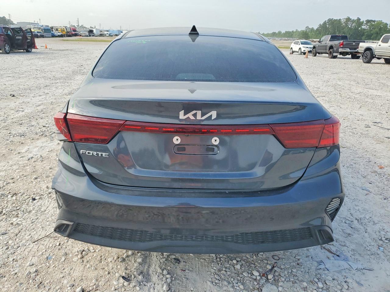 2024 KIA FORTE