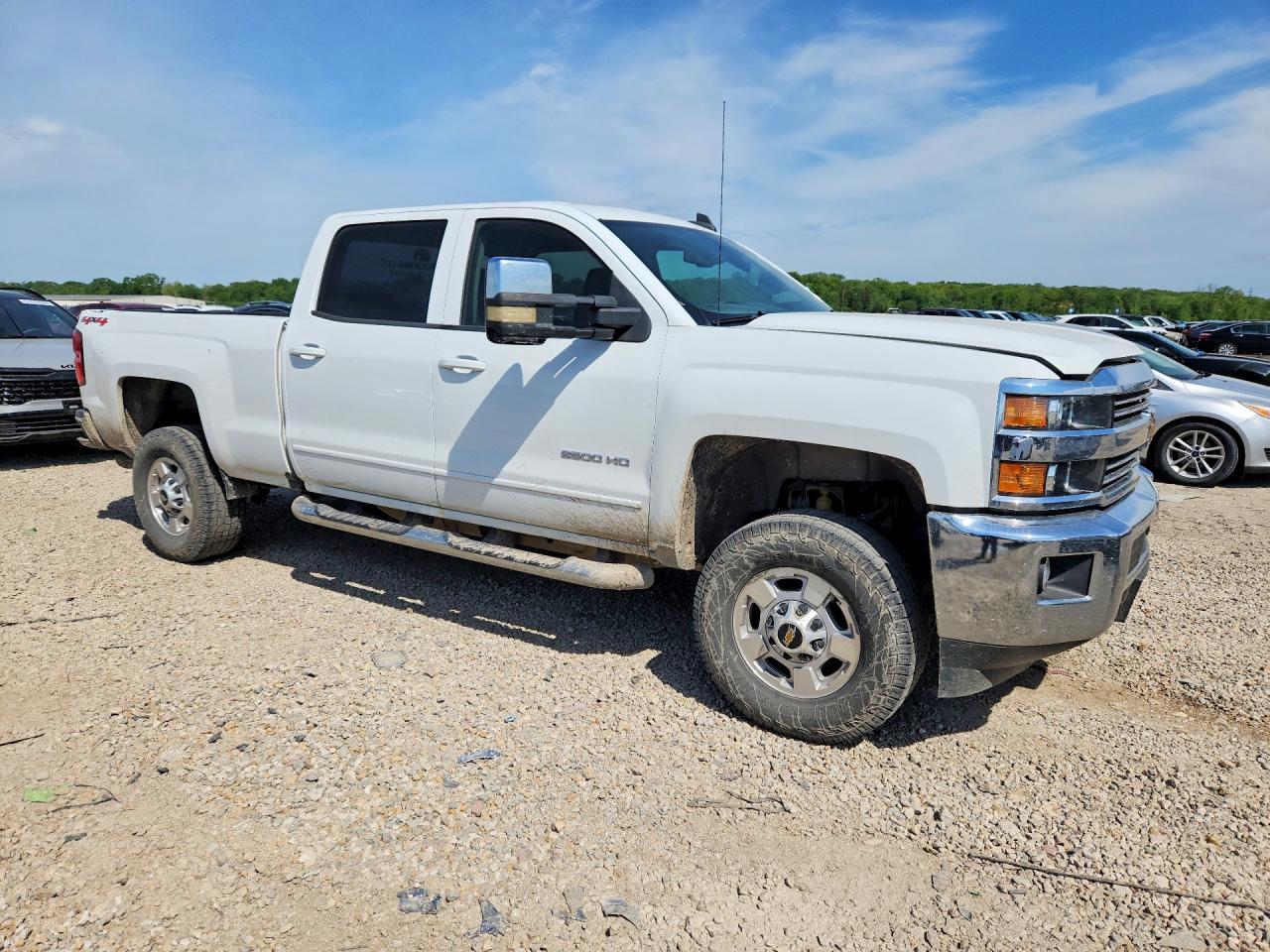 2017 CHEVROLET SILVERADO