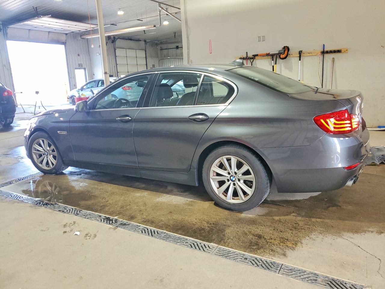 2016 BMW 5 SERIES
