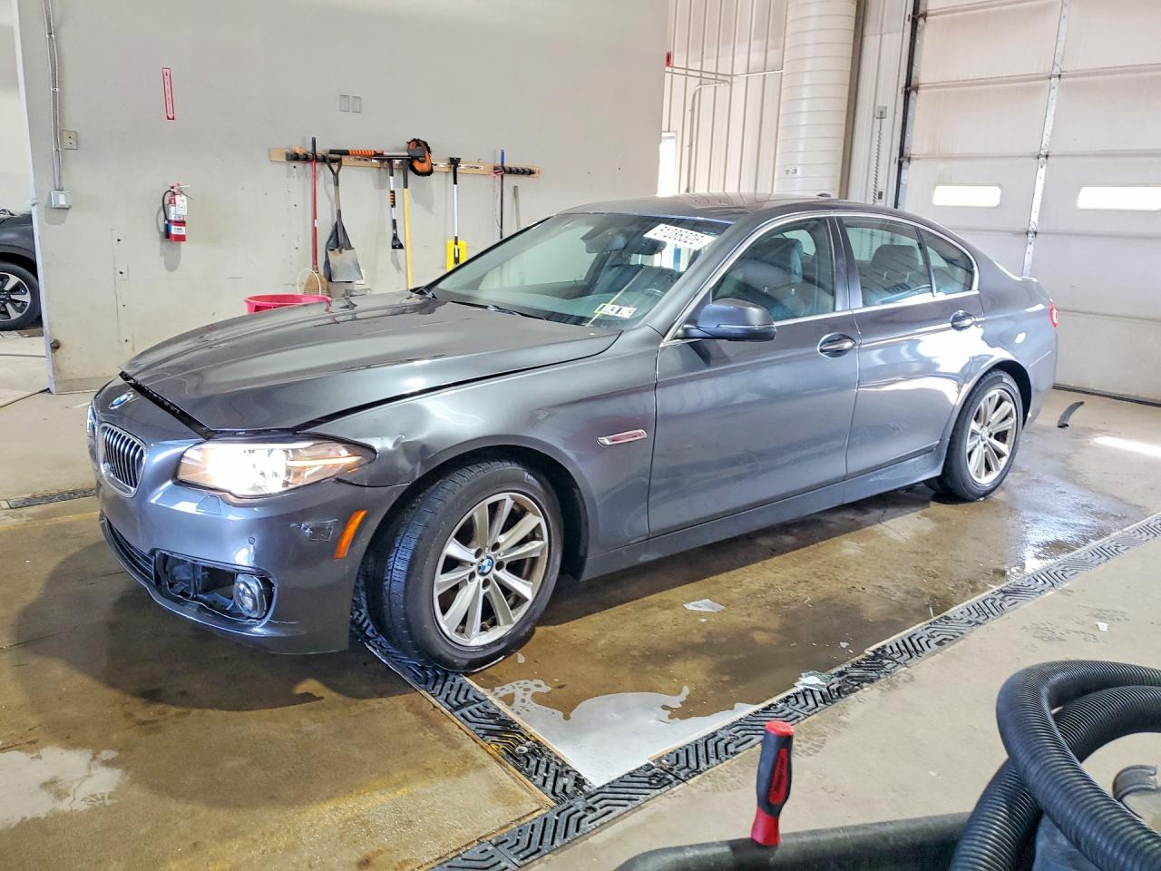 2016 BMW 5 SERIES