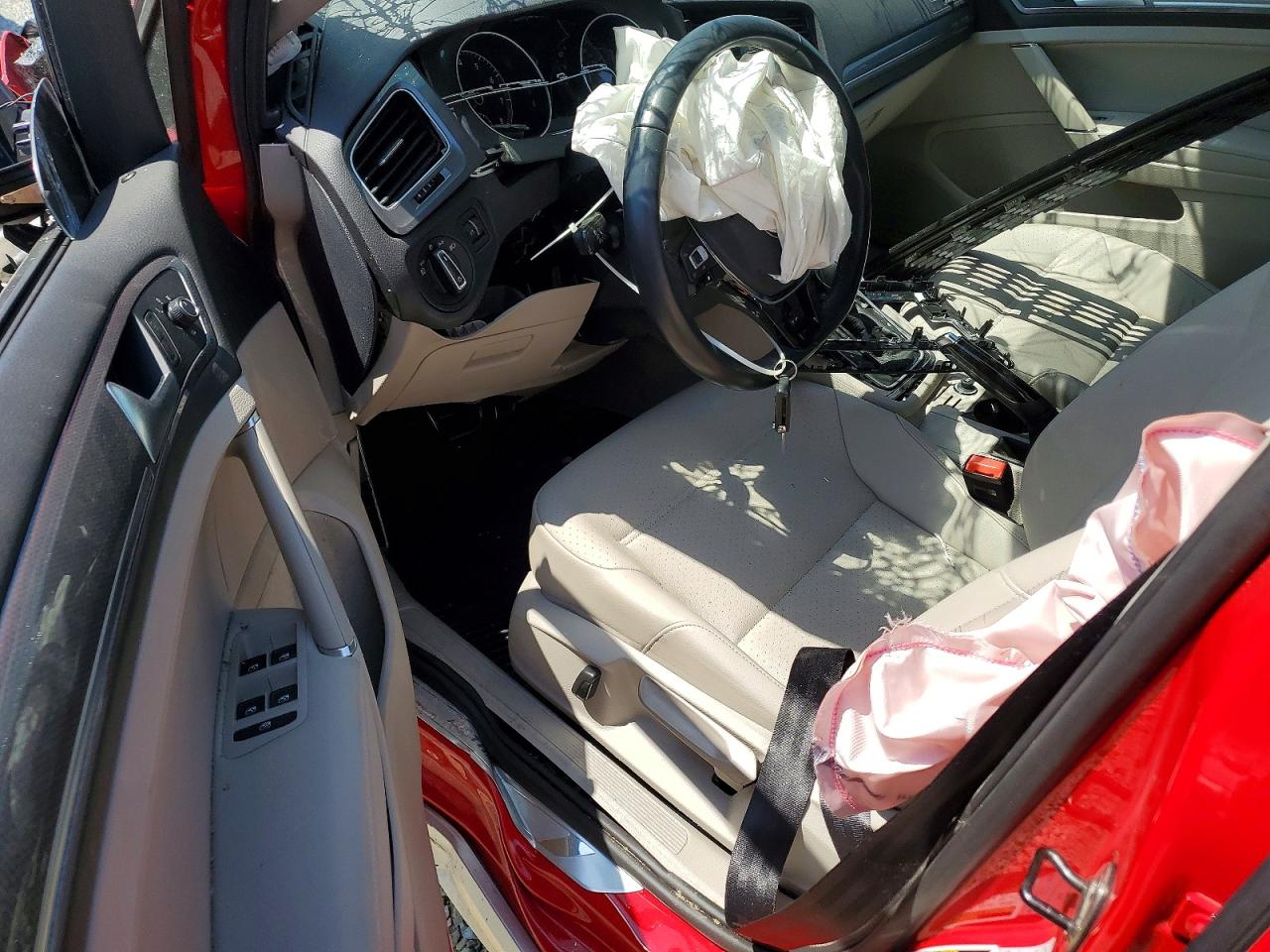 2017 VOLKSWAGEN GOLF