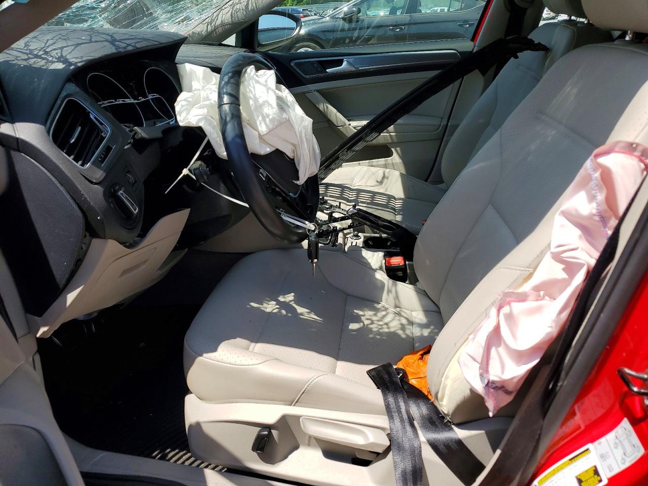 2017 VOLKSWAGEN GOLF