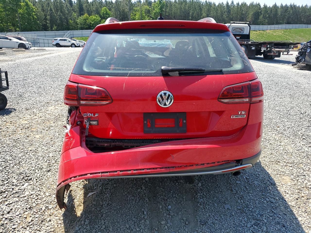 2017 VOLKSWAGEN GOLF