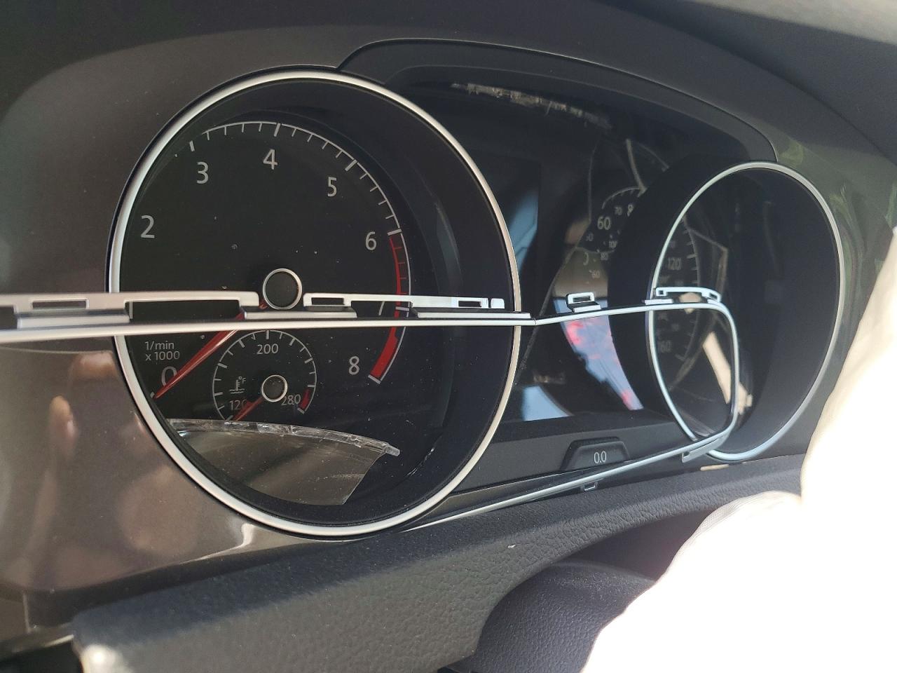 2017 VOLKSWAGEN GOLF
