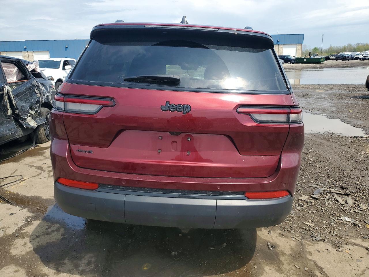 2024 JEEP CHEROKEE
