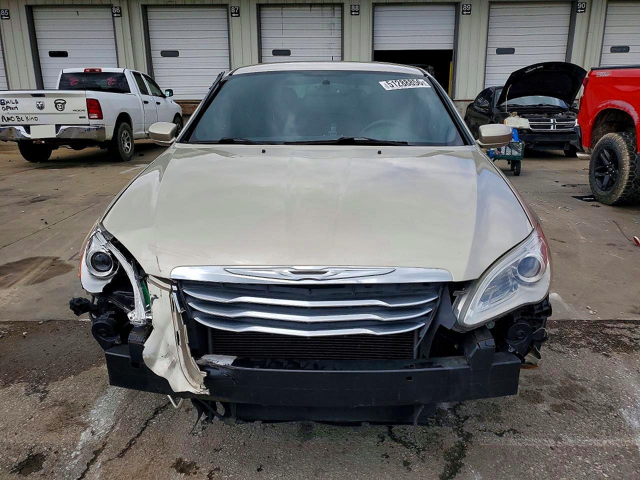 2013 CHRYSLER 200