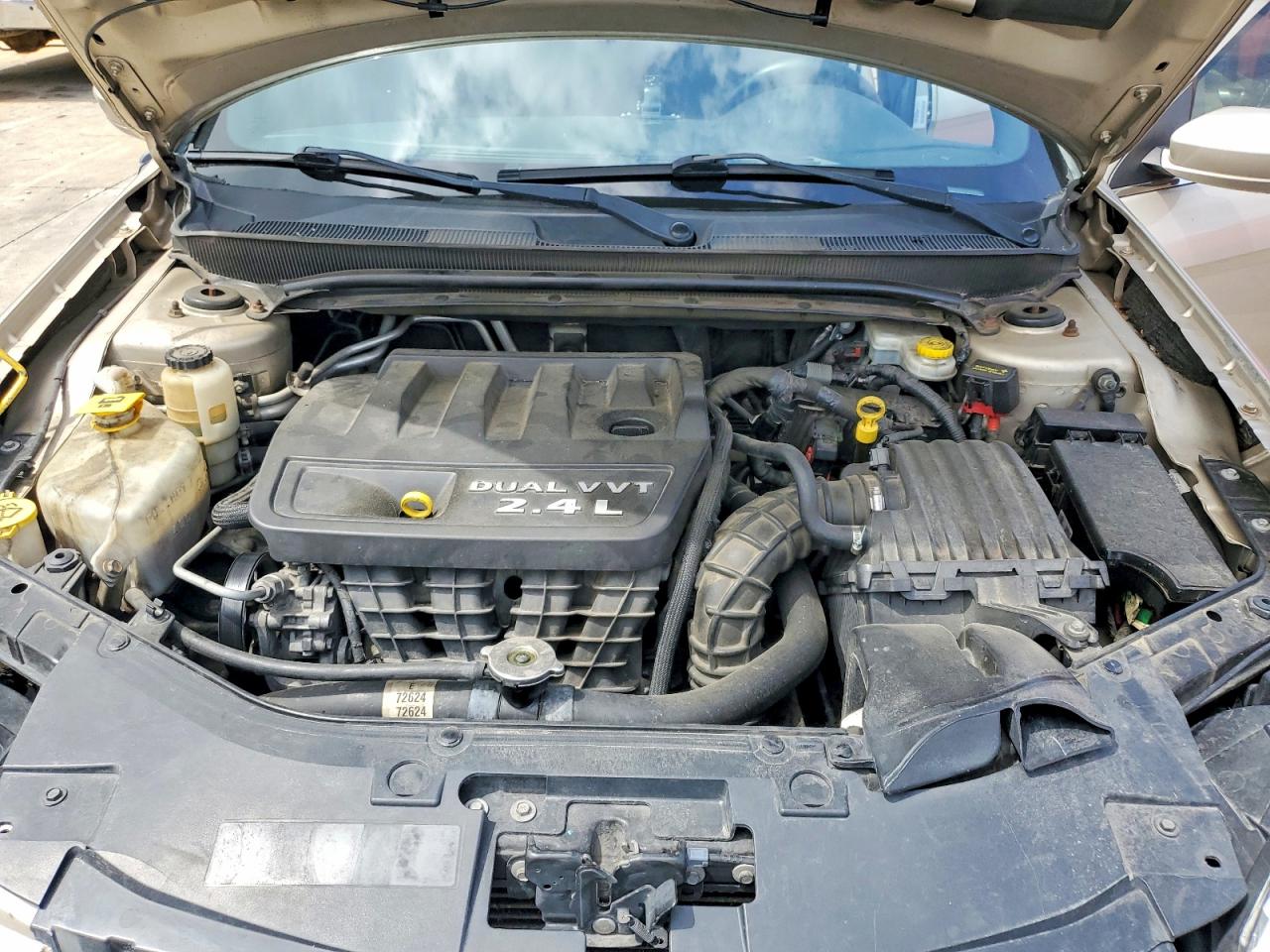 2013 CHRYSLER 200