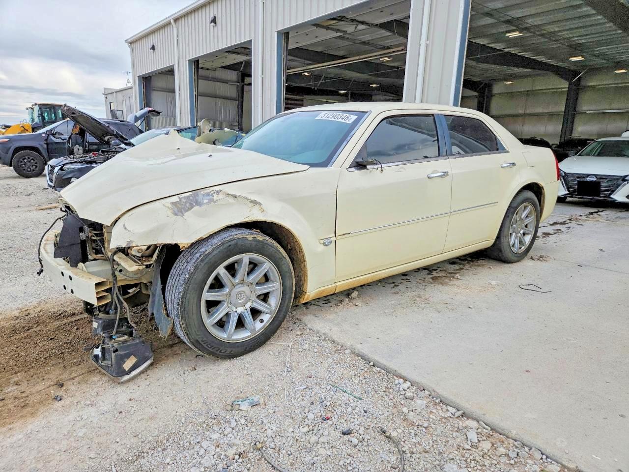2005 CHRYSLER 300