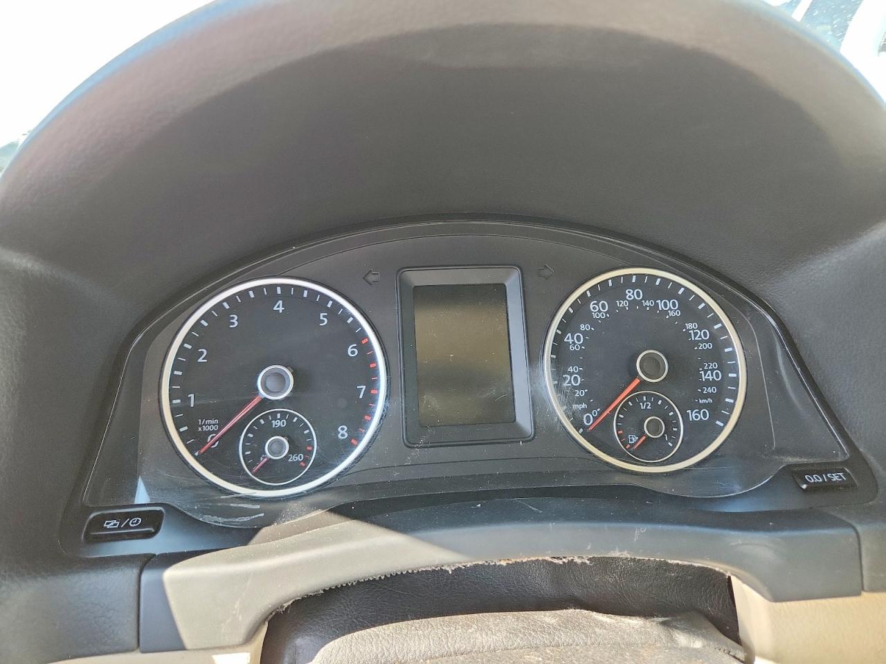 2016 VOLKSWAGEN TIGUAN