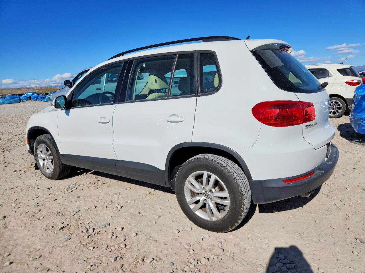 2016 VOLKSWAGEN TIGUAN