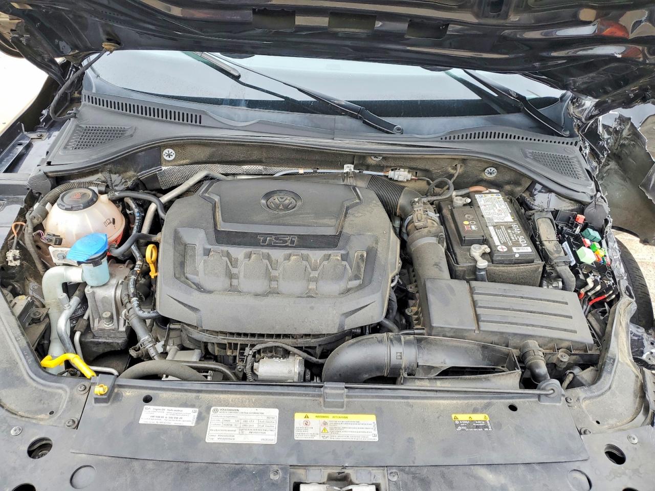2021 VOLKSWAGEN PASSAT