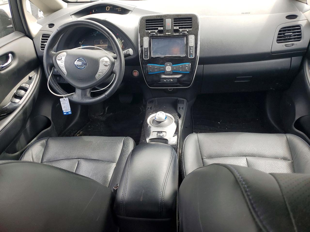 2015 NISSAN LEAF