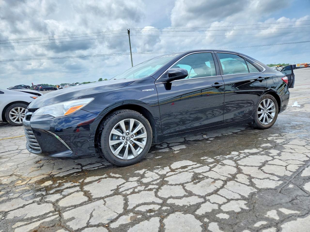 2017 TOYOTA CAMRY SOLA