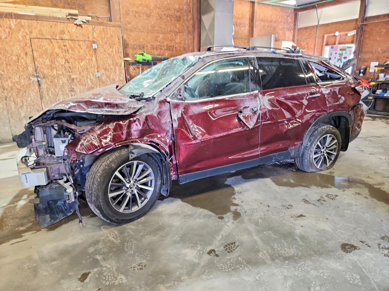 2019 TOYOTA HIGHLANDER