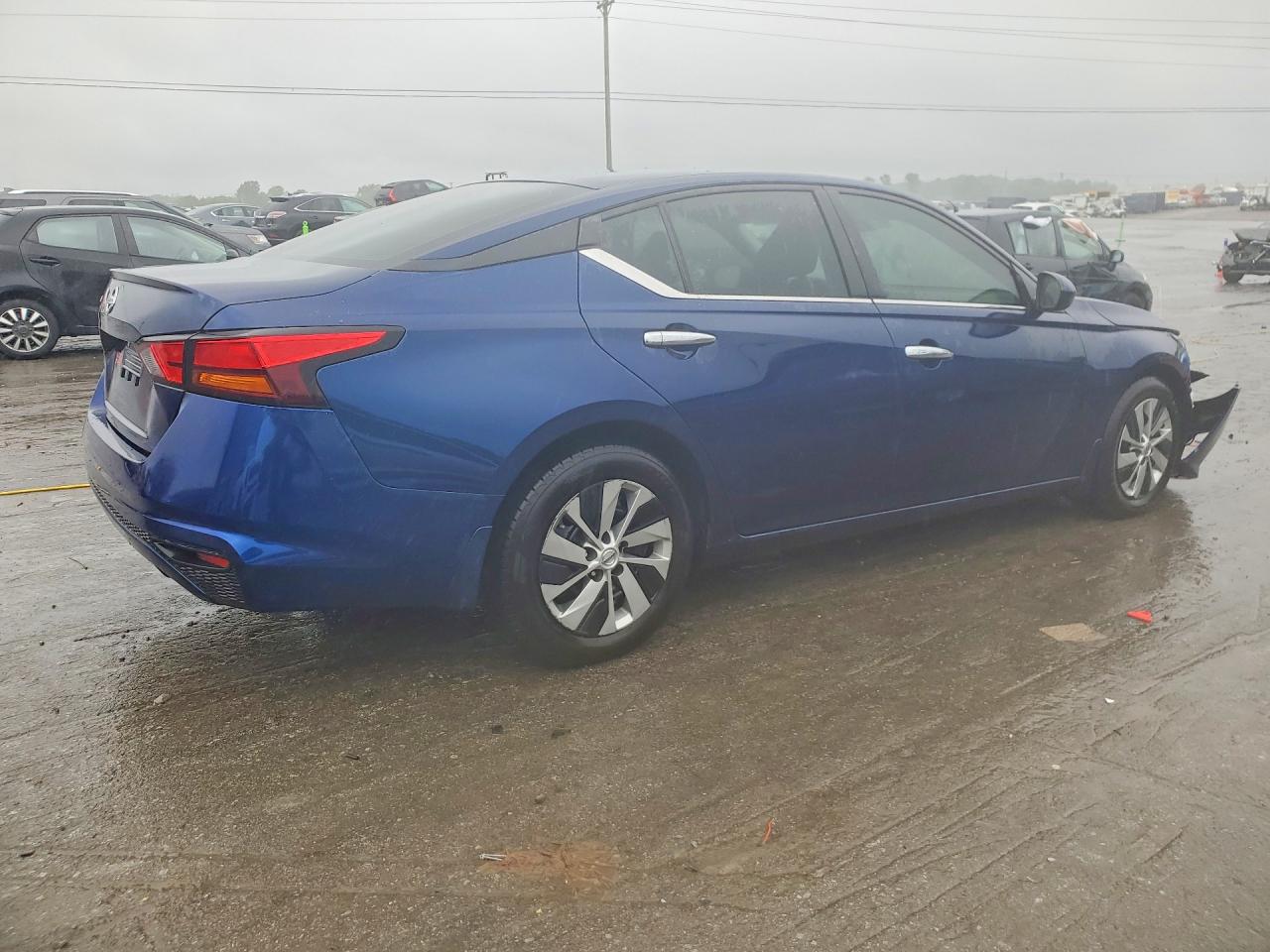2022 NISSAN ALTIMA