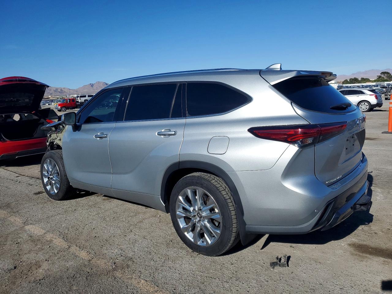 2021 TOYOTA HIGHLANDER