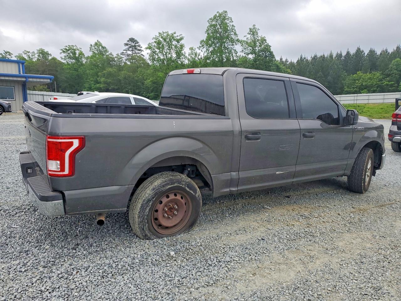 2017 FORD F150