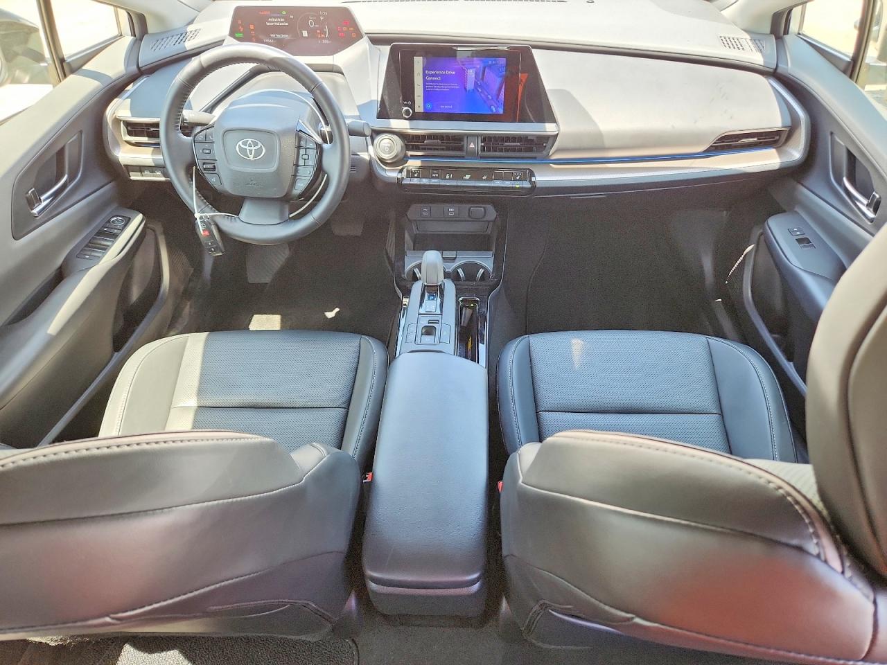 2024 TOYOTA PRIUS