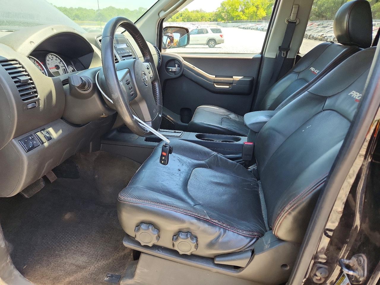 2012 NISSAN XTERRA
