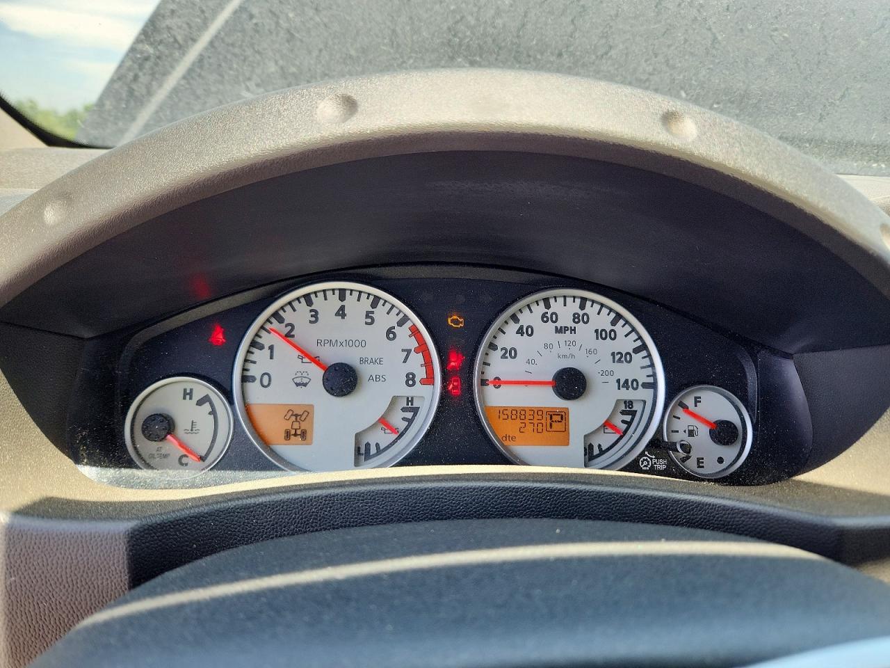 2012 NISSAN XTERRA