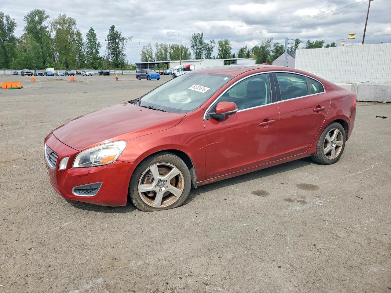 2013 VOLVO S60