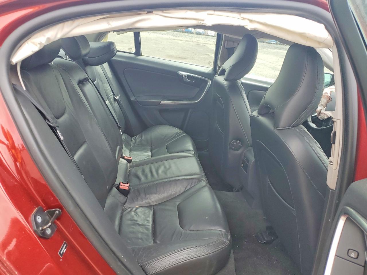 2013 VOLVO S60