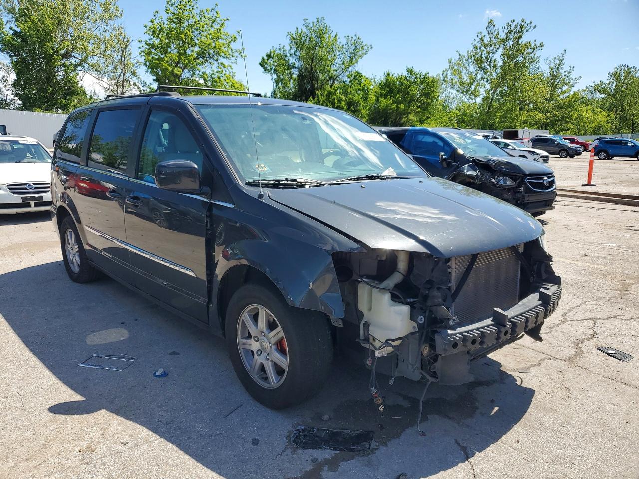 2012 CHRYSLER MINIVAN
