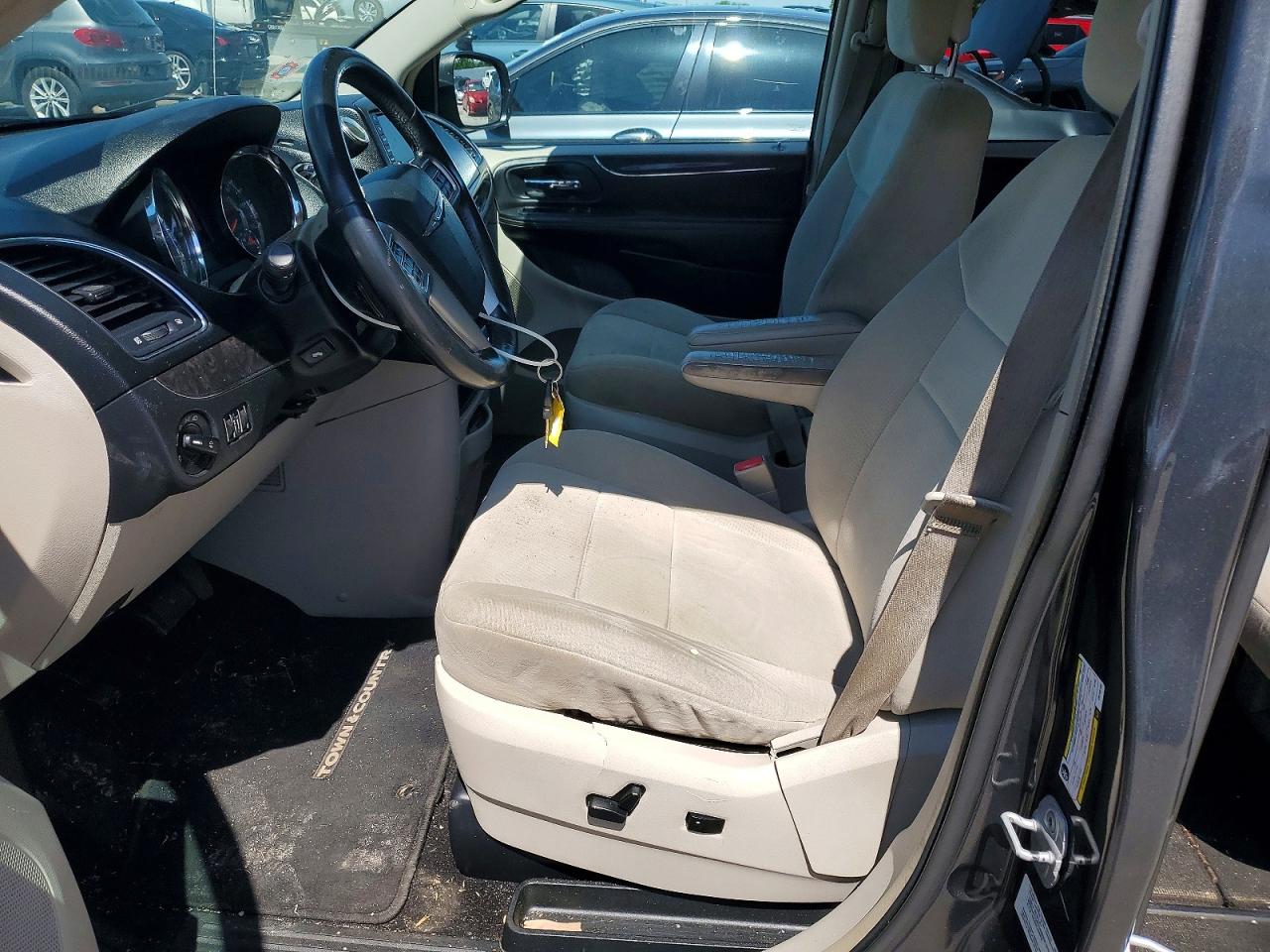 2012 CHRYSLER MINIVAN
