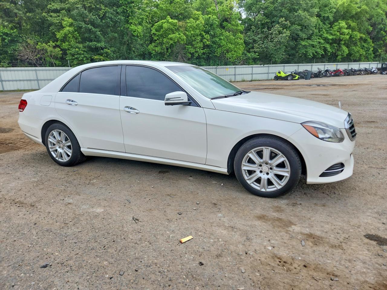 2014 MERCEDES-BENZ E-CLASS