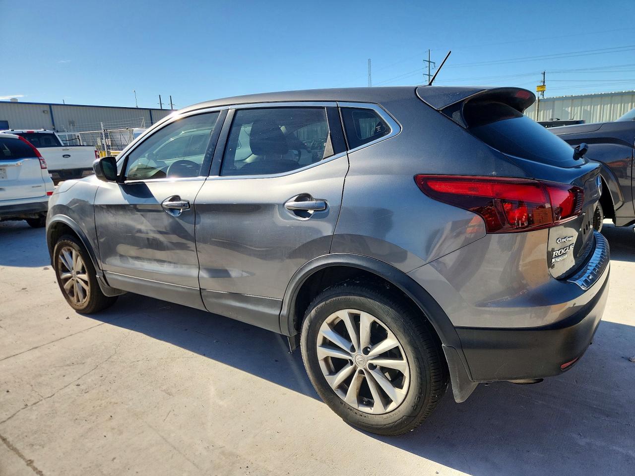 2018 NISSAN ROGUE