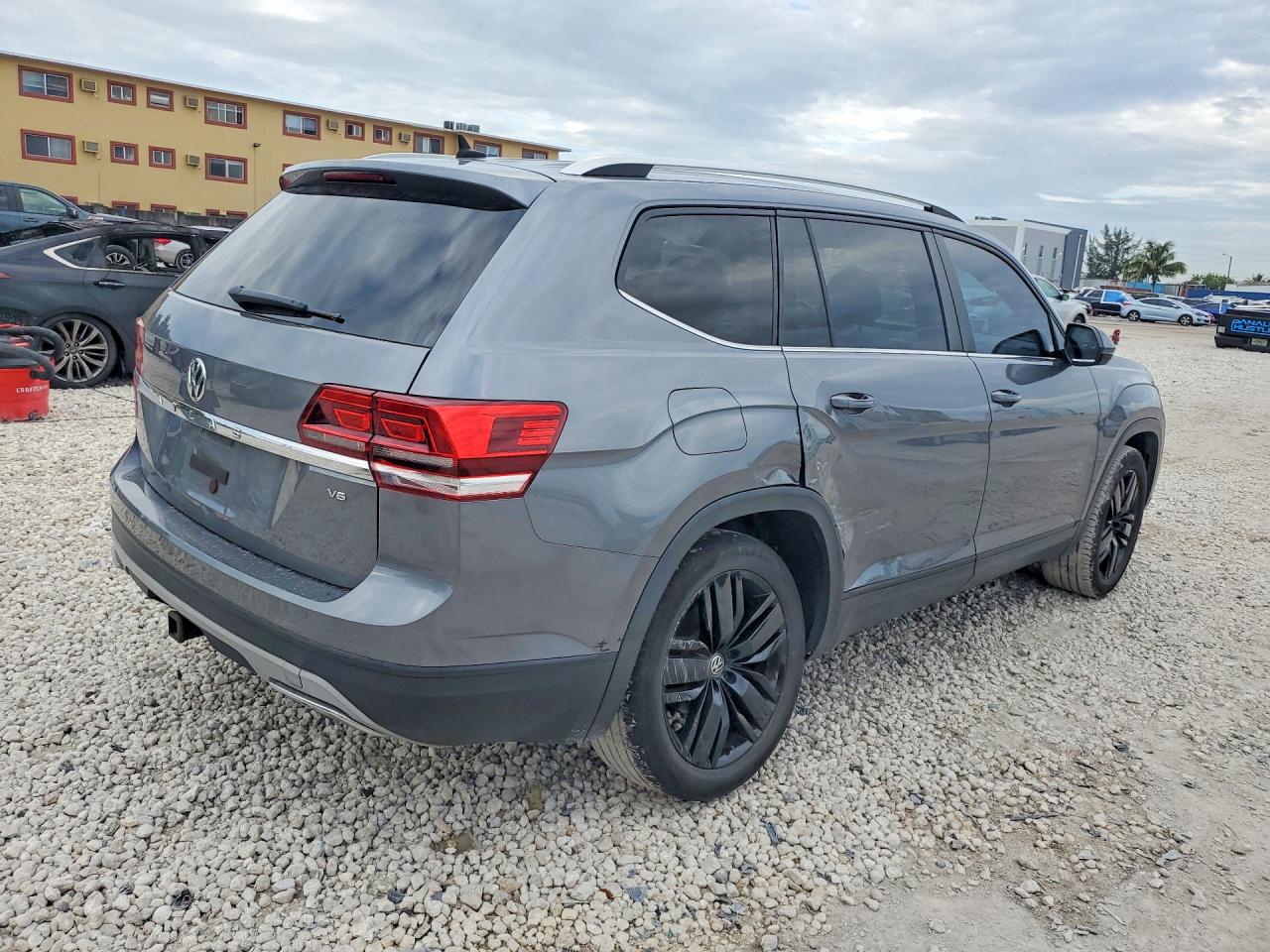 2018 VOLKSWAGEN ATLAS