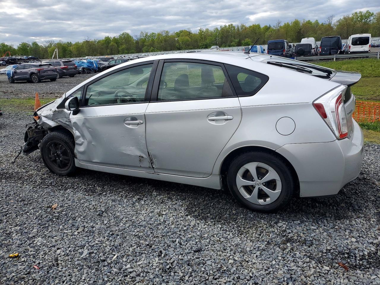 2014 TOYOTA PRIUS