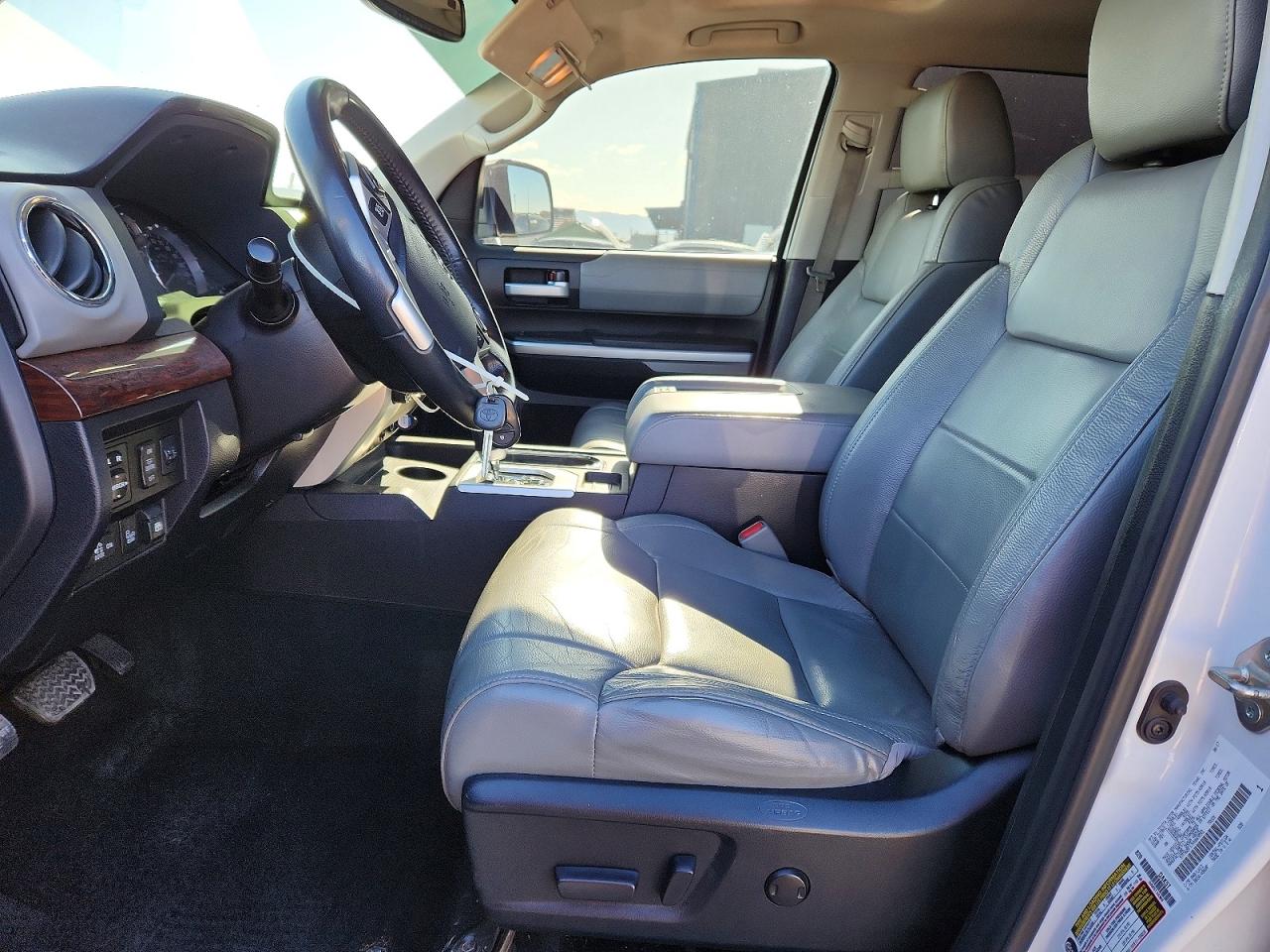 2017 TOYOTA TUNDRA