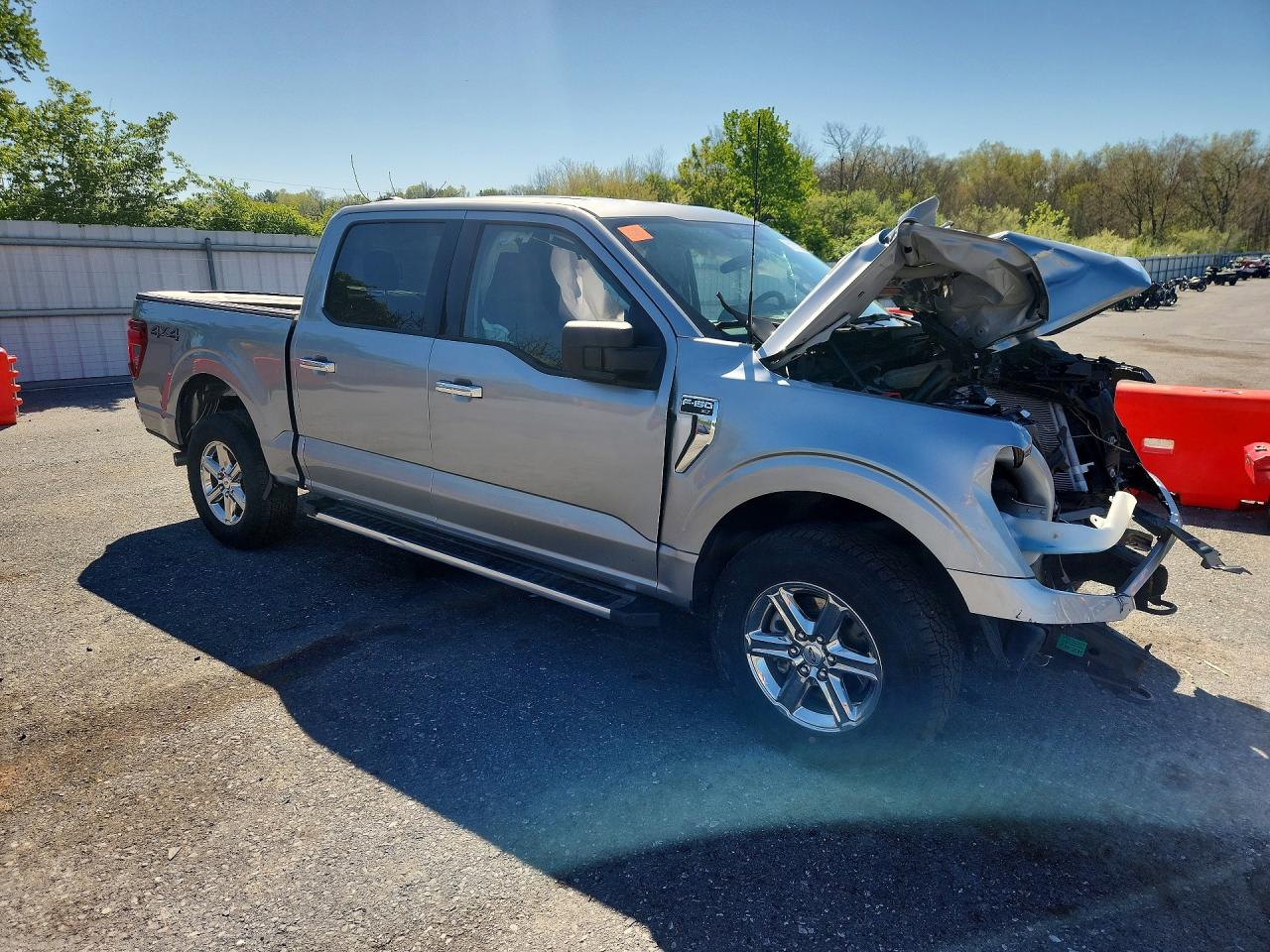 2025 FORD F150