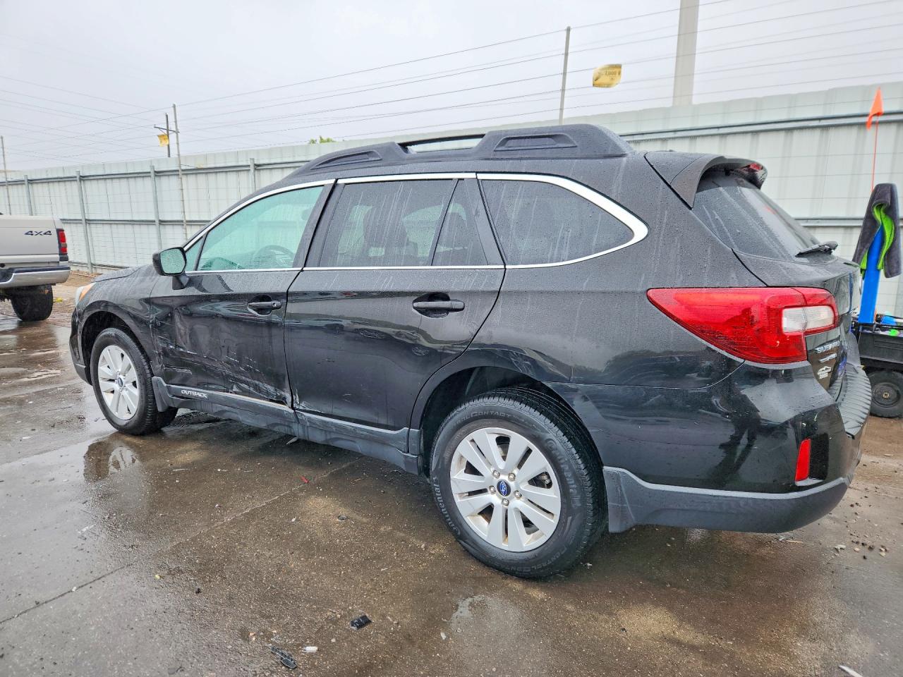 2015 SUBARU OUTBACK