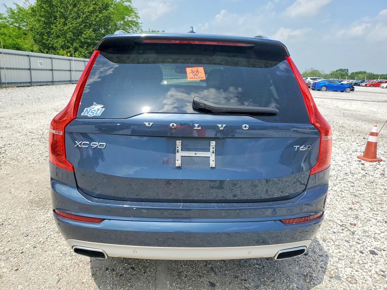2021 VOLVO XC90
