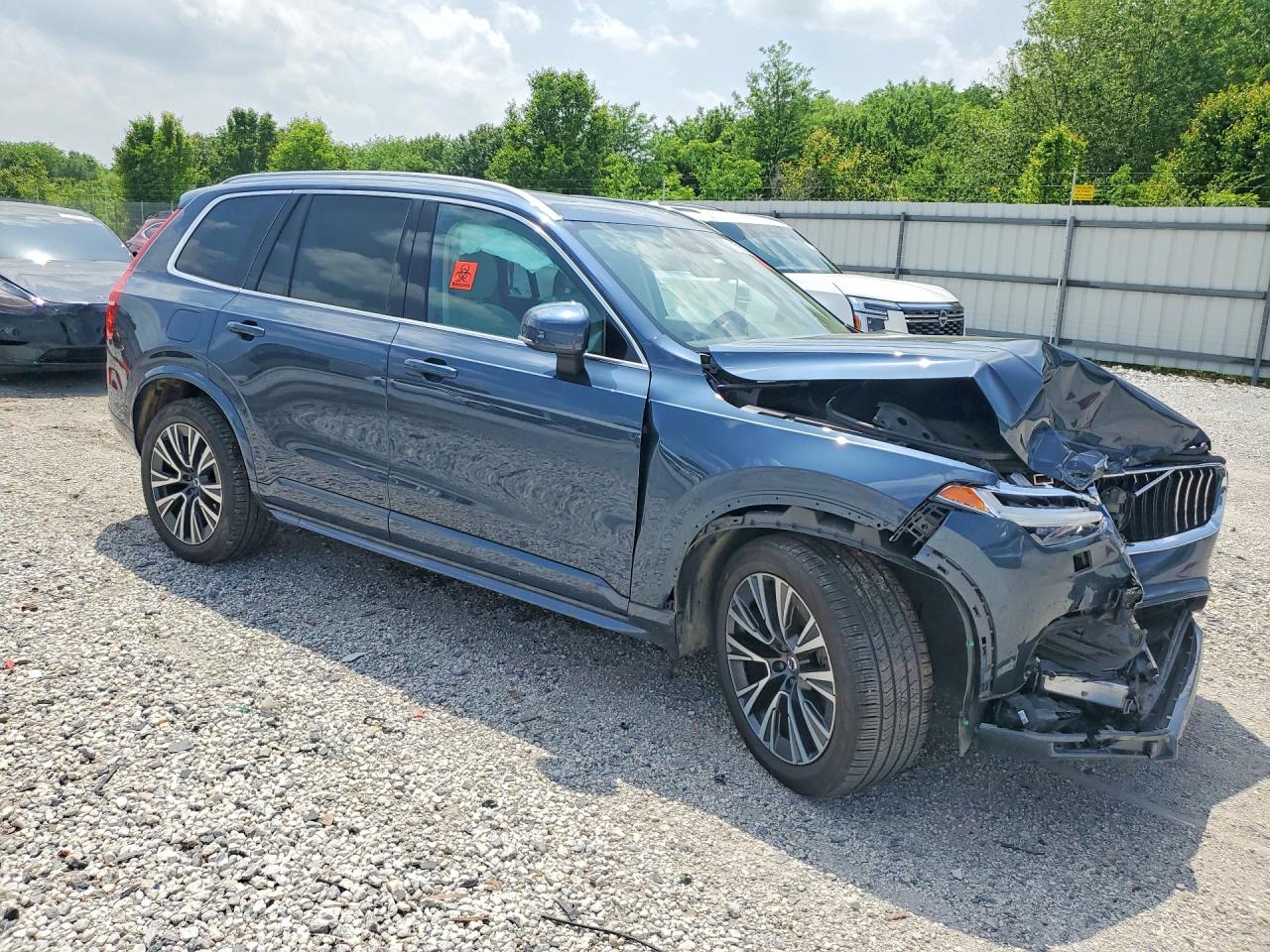2021 VOLVO XC90