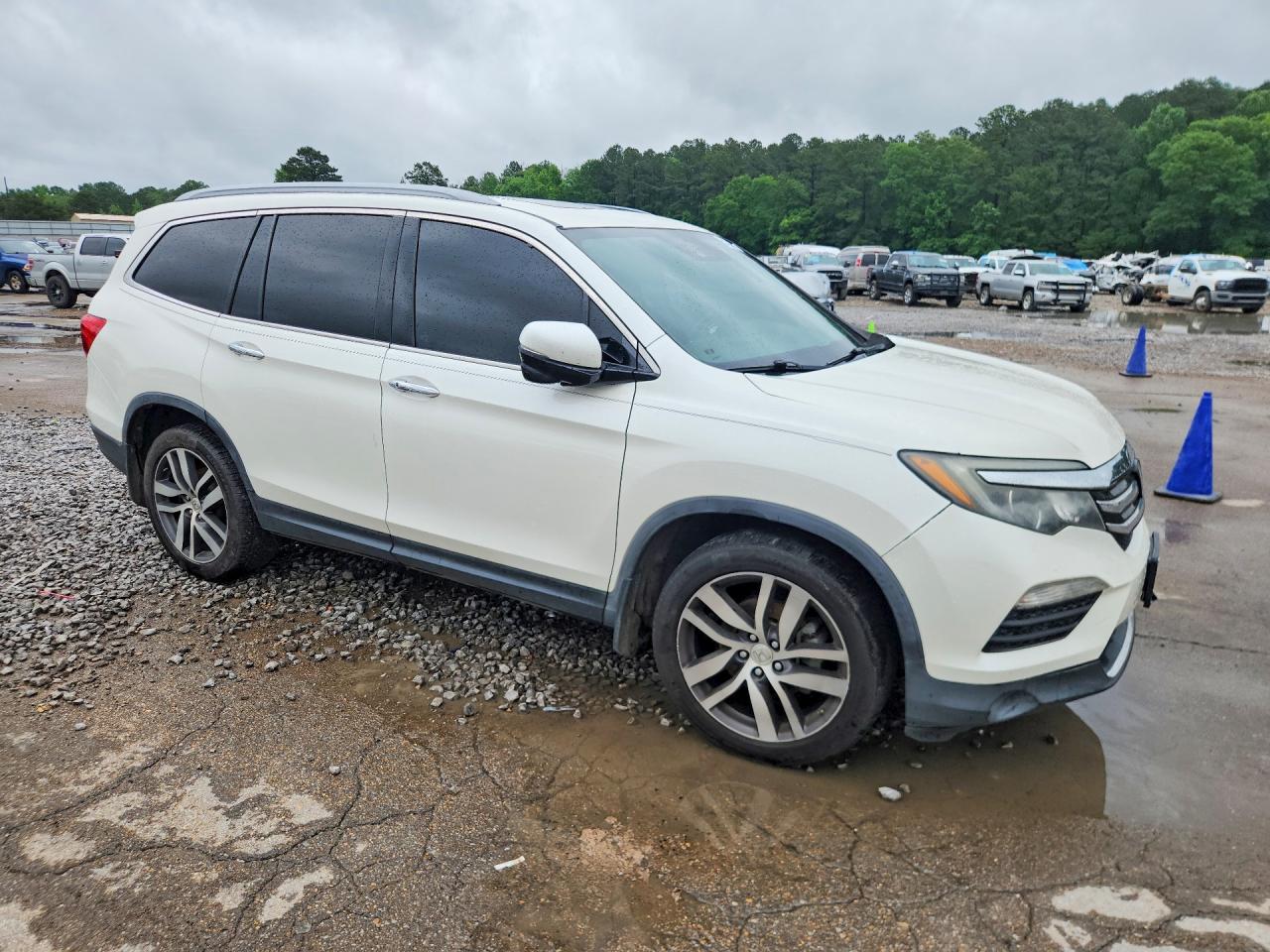 2016 HONDA PILOT