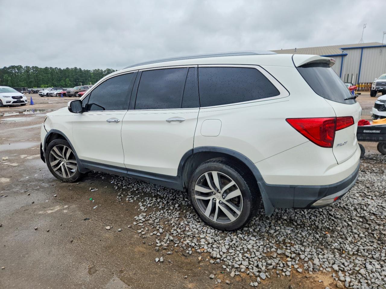 2016 HONDA PILOT
