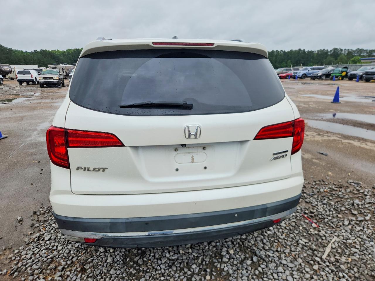 2016 HONDA PILOT