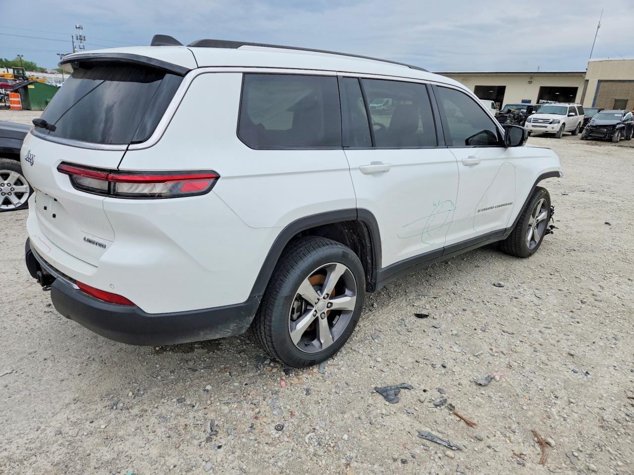 2021 JEEP CHEROKEE