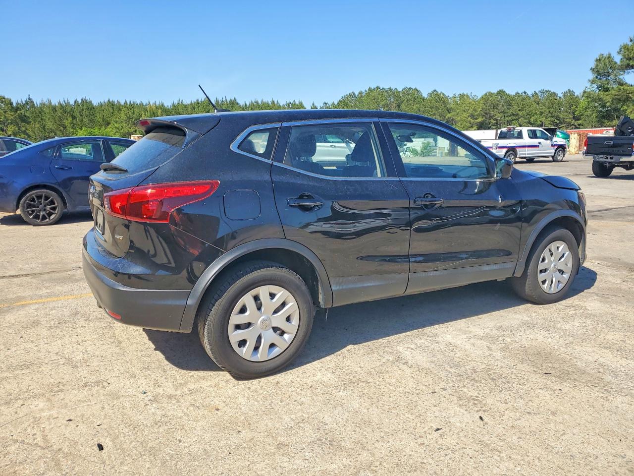 2019 NISSAN ROGUE