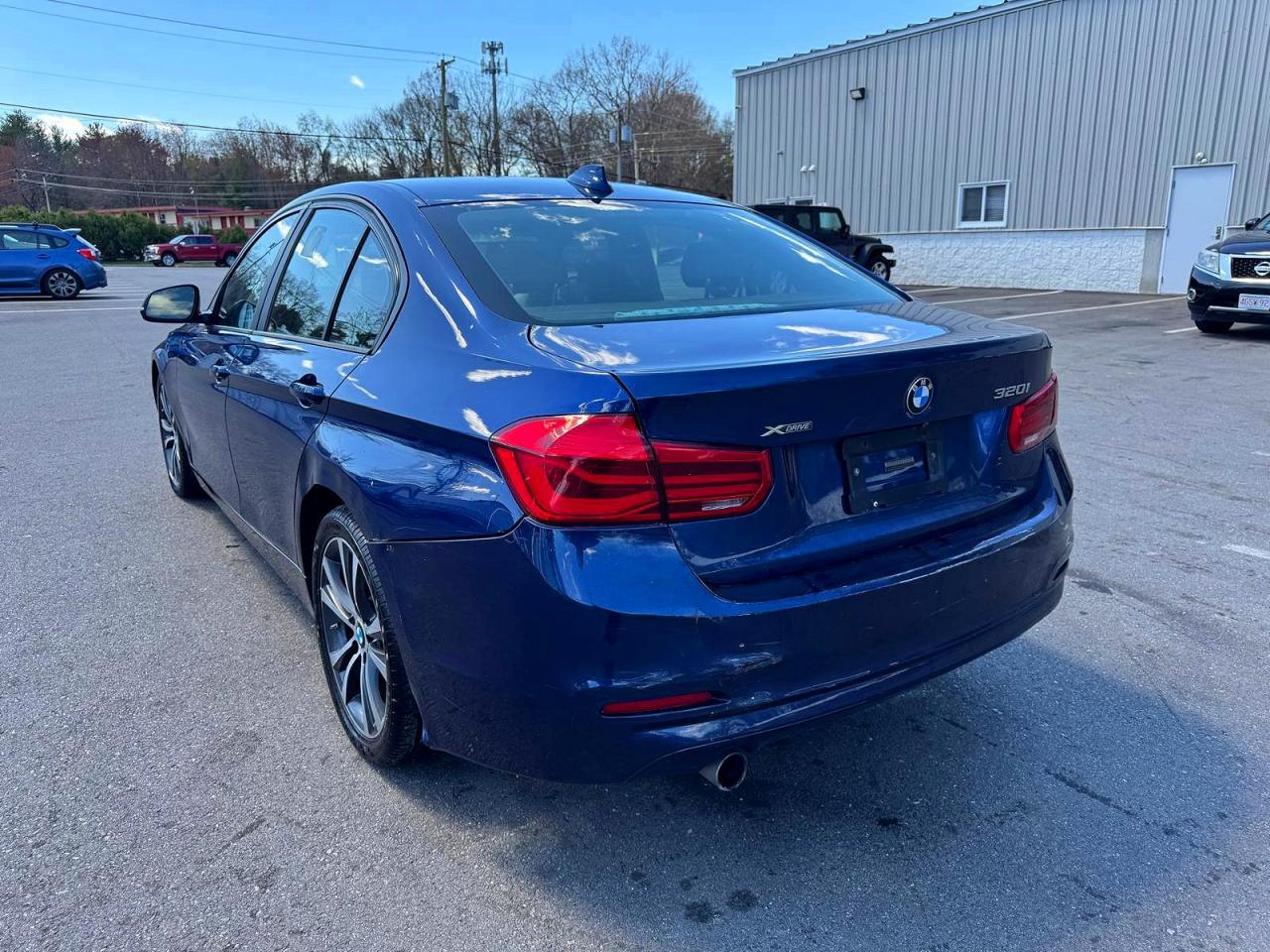 2018 BMW 3 SERIES