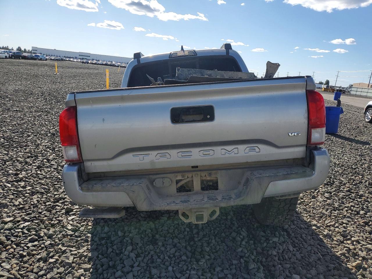 2016 TOYOTA TACOMA